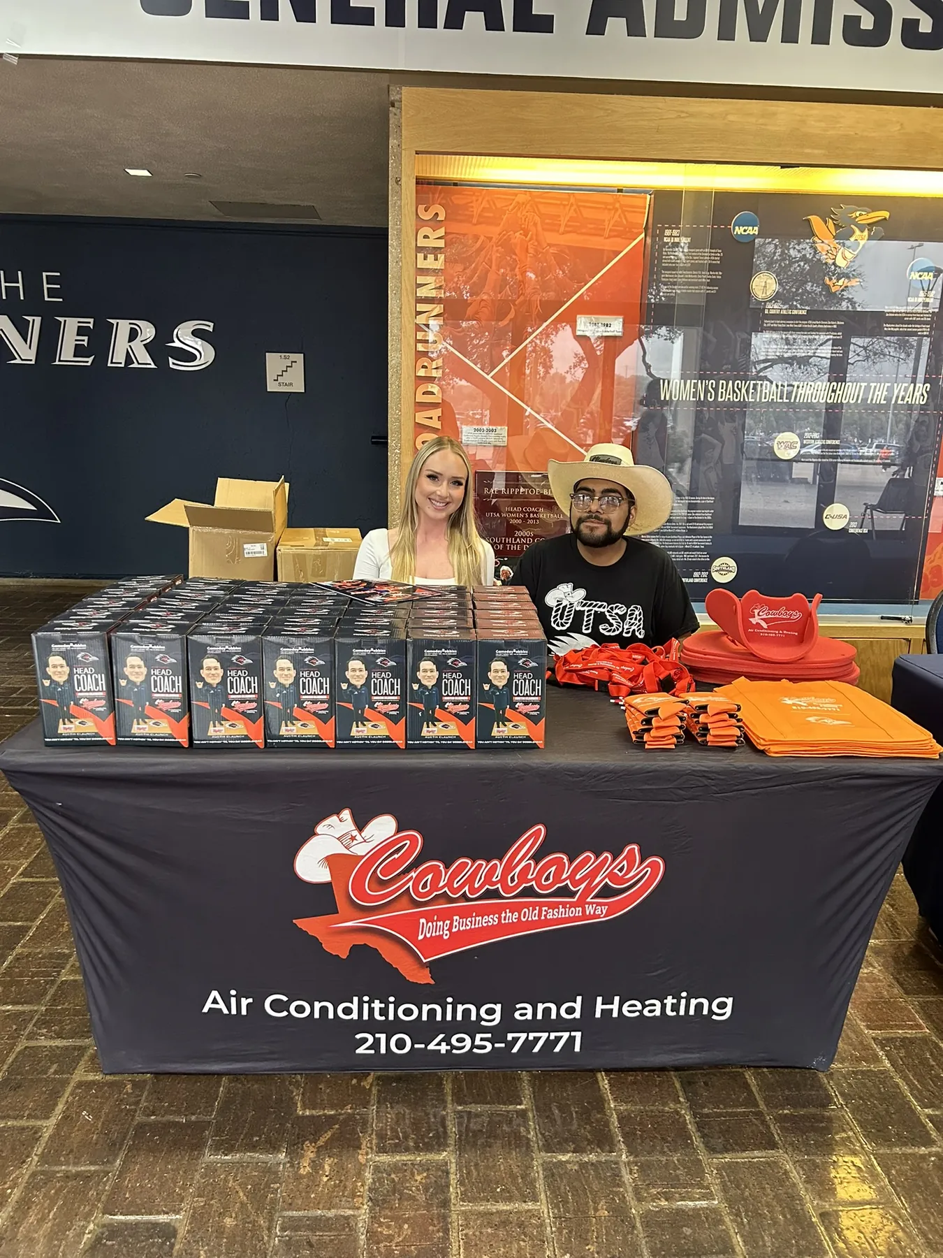 Roadrunners game-day giveaway